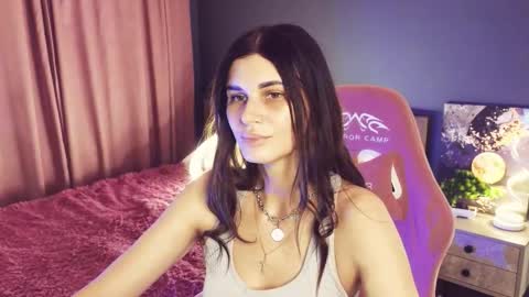 Emily online show from October 16, 8:04 am