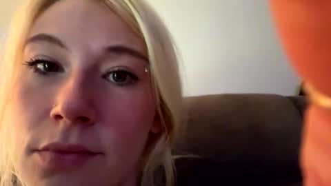 emilywarren296 online show from October 18, 2:07 pm