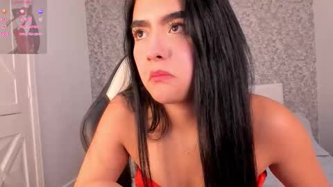 emma  online show from November 26, 1:01 pm