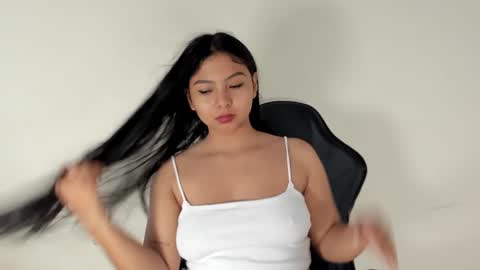 emma online show from December 7, 11:18 am