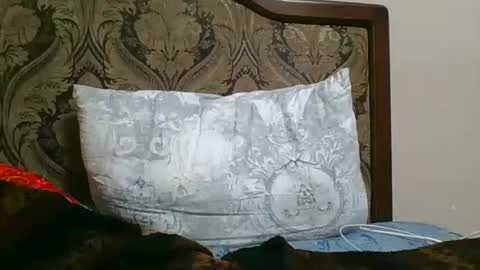 Snapshot of emma_991 chatting on January 5, 3:45 pm emma_991 online show from January 5, 3:45 pm