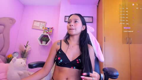 Emma Anturin online show from October 8, 9:23 pm