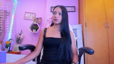 Emma Anturin online show from October 22, 9:58 pm