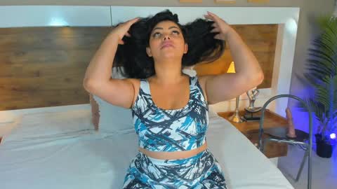 Snapshot of emma_bakker_ chatting on January 5, 12:53 pm Emma online show from January 5, 12:53 pm