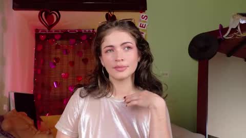 Emma online show from February 17, 6:15 pm