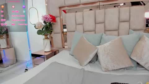 Snapshot of emma_carterr1 chatting on November 28, 5:48 pm pau online show from November 28, 5:48 pm