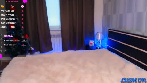 Snapshot of emma_jordan chatting on January 19, 1:22 pm Emma online show from January 19, 1:22 pm