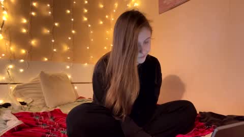 emma_just online show from February 28, 8:42 am