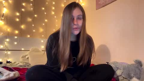 emma_just online show from March 1, 12:56 pm