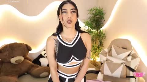 Emma online show from November 4, 4:44 am