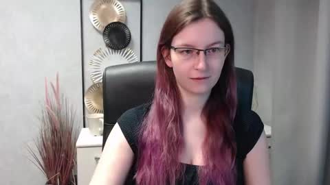 emma online show from December 2, 6:41 am