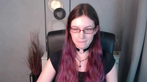 emma online show from December 31, 12:36 pm