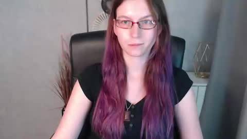 emma online show from January 13, 1:06 pm