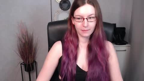 emma online show from February 27, 7:01 am