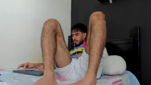 Snapshot of emma_muscle_ chatting on November 26, 3:13 pm emma online show from November 26, 3:13 pm