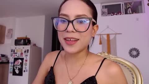 Snapshot of emma_rinaldi_ chatting on January 20, 10:04 pm Emma online show from January 20, 10:04 pm