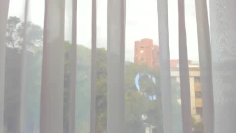 Snapshot of emma_torres__ chatting on December 23, 12:41 pm Ema online show from December 23, 12:41 pm