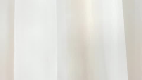 Snapshot of emma_torres__ chatting on December 24, 11:49 am Ema online show from December 24, 11:49 am