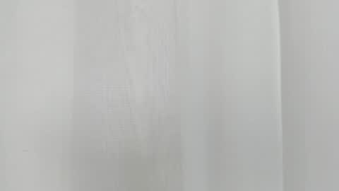 Snapshot of emma_torres__ chatting on January 4, 12:05 pm Ema online show from January 4, 12:05 pm