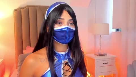 Snapshot of emma_torres__ chatting on January 25, 11:55 am Ema online show from January 25, 11:55 am