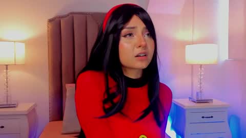 Snapshot of emma_torres__ chatting on January 28, 11:49 am Ema online show from January 28, 11:49 am