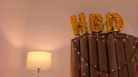 Snapshot of emma_torres__ chatting on February 4, 3:15 pm Ema online show from February 4, 3:15 pm