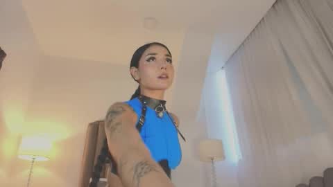 Snapshot of emma_torres__ chatting on November 8, 12:38 pm Ema online show from November 8, 12:38 pm