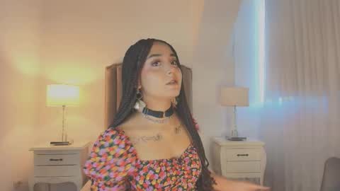 Snapshot of emma_torres__ chatting on November 11, 12:16 pm Ema online show from November 11, 12:16 pm