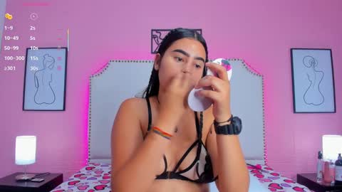emma_whitee_ online show from September 20, 12:50 pm