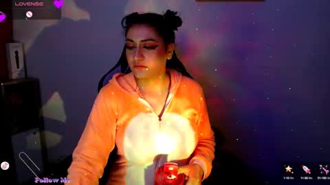 Snapshot of emmaamartinez chatting on March 9, 3:11 am modelo independente online show from March 9, 3:11 am