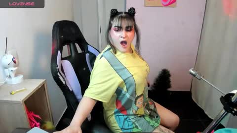 Snapshot of emmaamartinez chatting on November 27, 2:46 am modelo independente online show from November 27, 2:46 am