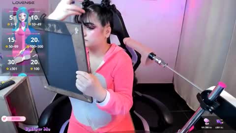 Snapshot of emmaamartinez chatting on November 28, 1:41 am modelo independente online show from November 28, 1:41 am