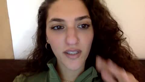 Emma online show from January 20, 9:01 pm