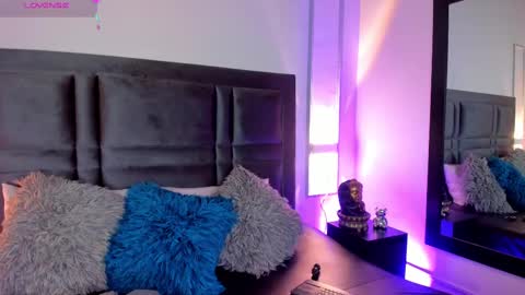 emma becket online show from February 25, 3:42 am