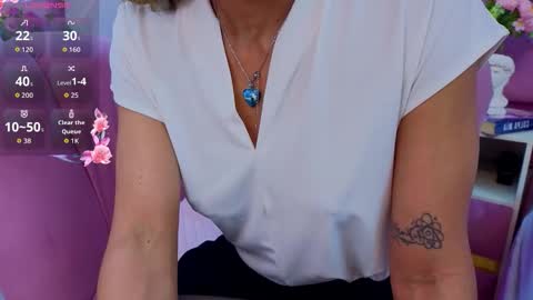 emma cortez online show from December 1, 11:48 am