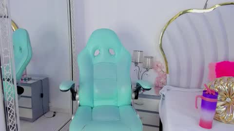 Welcome Im yosein  Your love is my passion activate it with your tips and enjoy with me online show from January 24, 8:54 pm