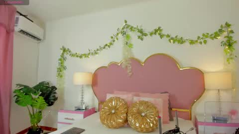 Welcome Im yosein  Your love is my passion activate it with your tips and enjoy with me online show from September 25, 8:56 pm