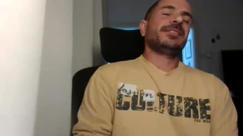 Ariel online show from December 13, 3:21 pm