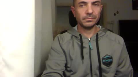 Ariel online show from December 21, 3:20 pm