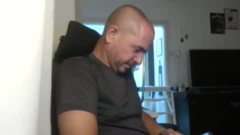 Ariel online show from September 28, 8:58 pm