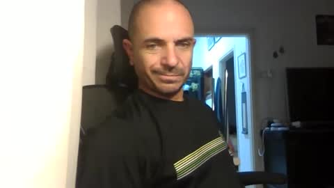 Ariel online show from November 3, 5:36 pm