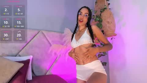 emmamilleerr online show from November 14, 3:27 am