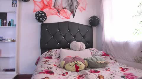 Snapshot of emmantho chatting on October 20, 7:03 pm Emmantho online show from October 20, 7:03 pm