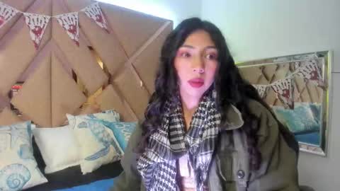 Snapshot of emmaskinny_ chatting on October 29, 1:02 pm Emma online show from October 29, 1:02 pm