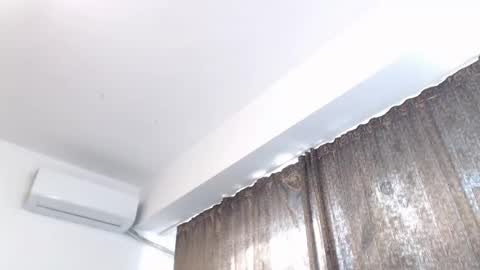 Snapshot of emmastward chatting on February 11, 9:42 am Emma online show from February 11, 9:42 am