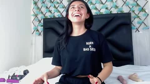  Emma  online show from December 1, 3:28 pm