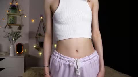 emmie_everly online show from October 5, 7:34 pm