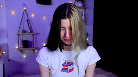 emmie_everly online show from October 15, 7:14 pm