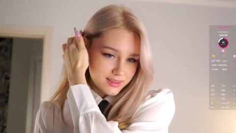 Aurora online show from October 4, 6:22 am