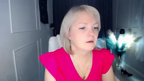 emmmam online show from September 10, 10:26 am